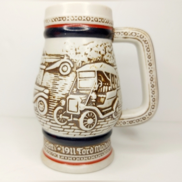 1982 Avon Beer Stein 1910 Stanley Steamer 1911 Ford Model T 1927 Mini.‎ - Picture 5 of 10